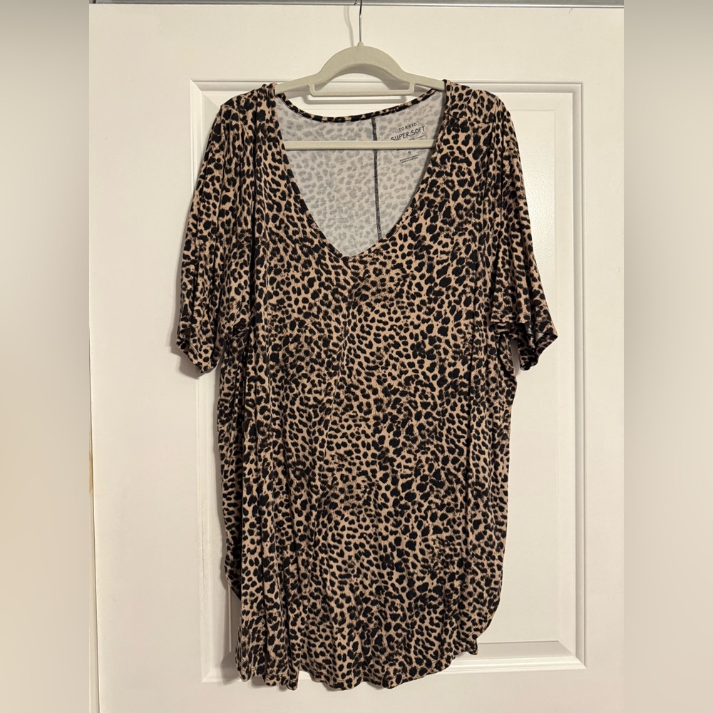 Torrid super soft Leopard Print Short Sleeve Top